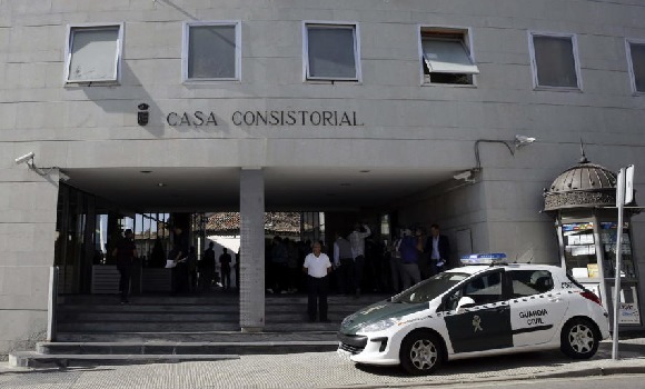 ayuntamiento-parla-efe.jpg