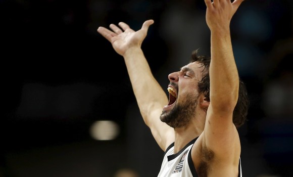 Llull-celebra-Euroliga-2015-reuters.jpg