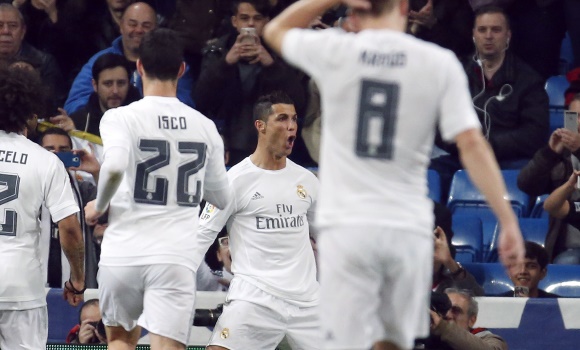 CR7-celebra-espanyol-kroos-isco-marcelo-2016-efe.jpg