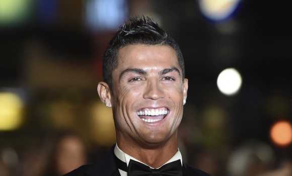 CR7-sonrisa-presentacio-2015-efe.jpg