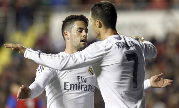 Isco-CR7-celebran-Levante-efe.jpg