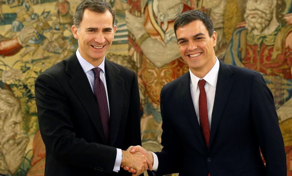 rey-pedrosanchez-risasf-efe.jpg