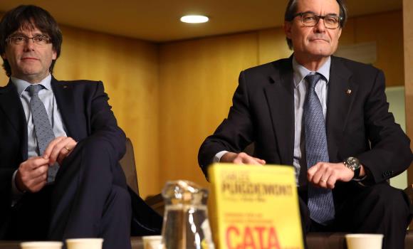 arturmas-puigdemont-cataque-efe.jpg