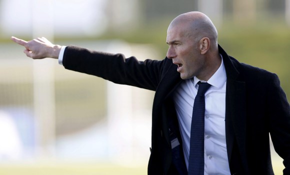 Zidane-senala-Castilla-2015-efe.jpg