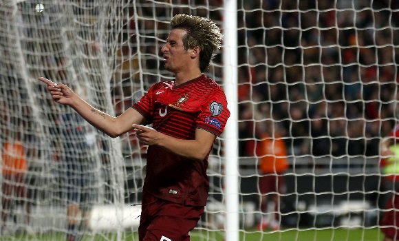 coentrao-celebra-gol-portugal-reuters.jpg