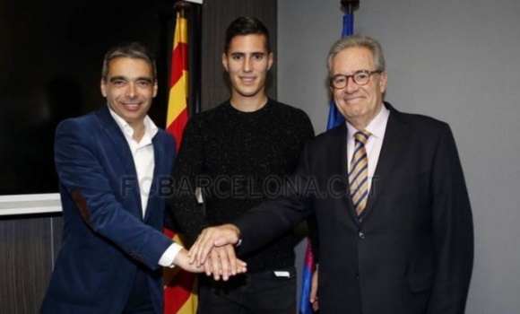 Sergi-Guardiola-posa-fichaje-2015-FCBarcelonacat.jpg