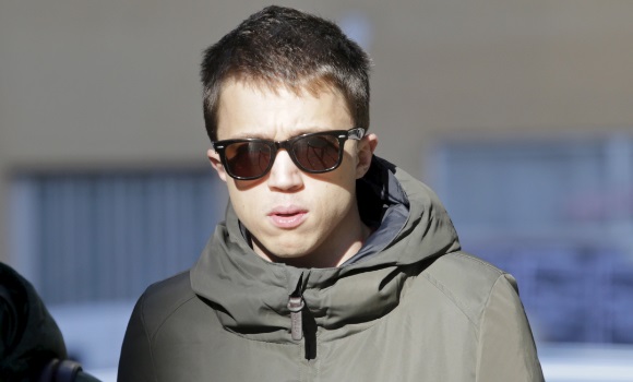 errejon-gafas-sol-marzo16-efe.jpg