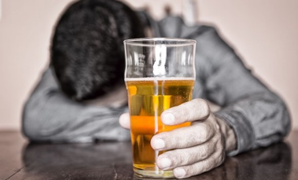 alcoholismo-efe.jpg