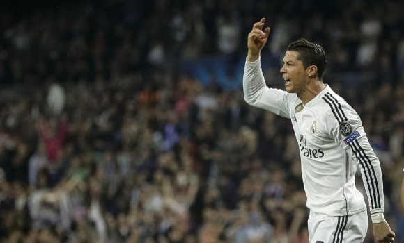 Cr7-gesticula-enfado-Schalke-2015-efe.jpg