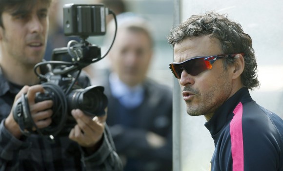 LUisEnrique-gafas-2015-entreno.jpg