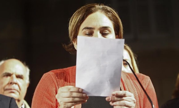 colau-13oct-manifiesto-efe.jpg