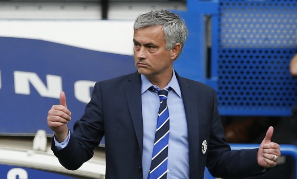 Mourinho-gesto-ok-gana-Premier-2015-reuters.jpg