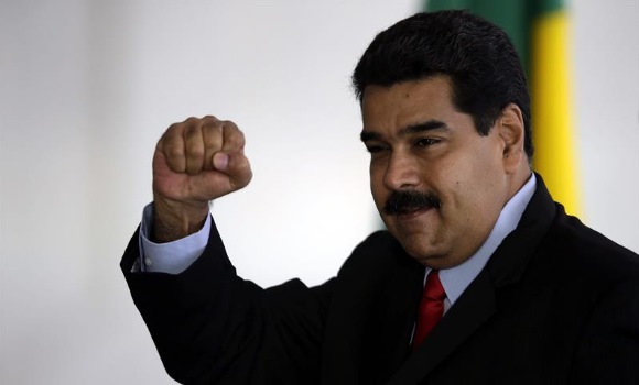 maduro-puno-17jul2015-efe.jpg