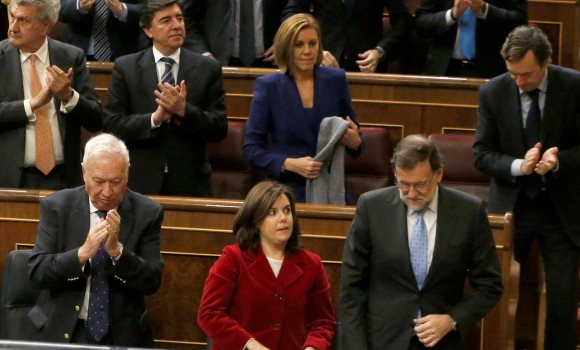 rajoy-santamaria-mal-pedrosanchez-efe.jpg