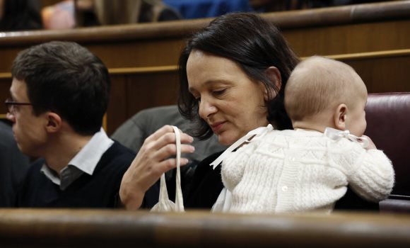 bescansa-errejon-nino-efe.jpg