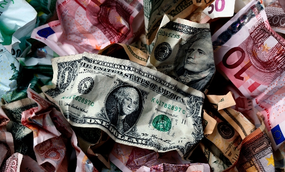 dinero-billetes-reuters.jpg