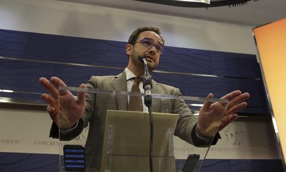 hernando-psoe-15feb-efe.jpg