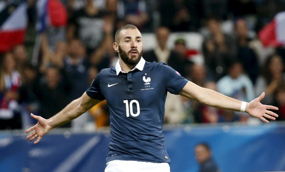 Benzema-celebra-Francia-2015-reuters.jpg