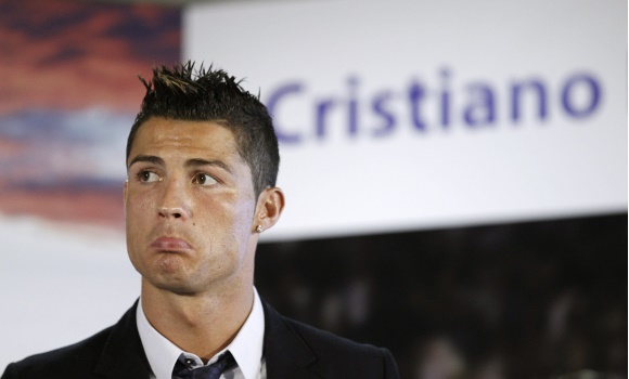 Cr7-nombre-2013-renovacion-efe.jpg