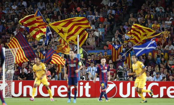 Esteladas-Camp-Nou-2014-reuters.jpg