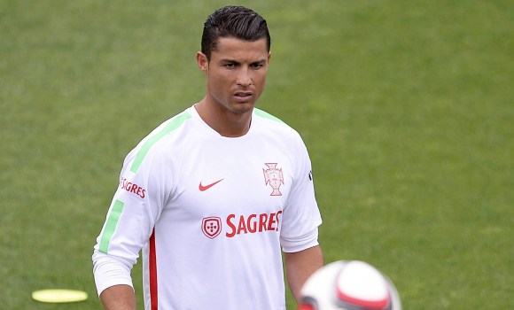 CR7-entreno-portugal-2015-efe.jpg