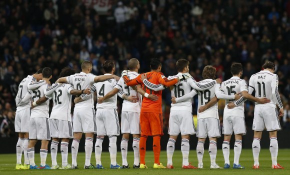 RealMadrid-minuto-silencio-2015-efe.jpg
