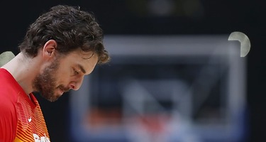 El público de Lille pitó el himno de España y el MVP...