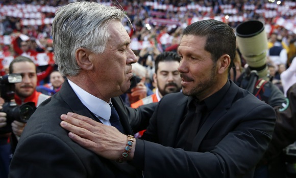 ancelotti-simeone-abrazo-derbi-champions-efe.jpg