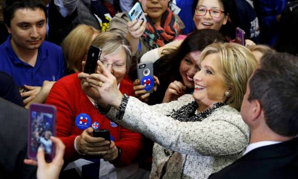 clinton-gana-carolina.jpg