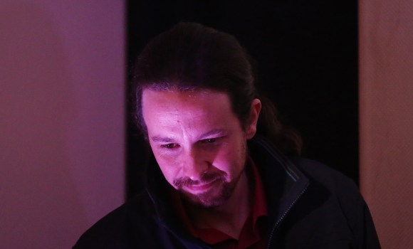 Pablo-Iglesias-2015-reuters-luz-morada.jpg