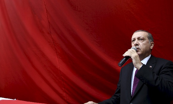 erdogan-bandera-reuters.jpg