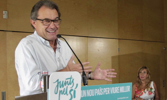 artur-mas-risa.jpg