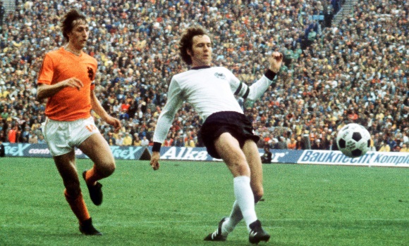 cruyff-beckenbauer-efe.jpg