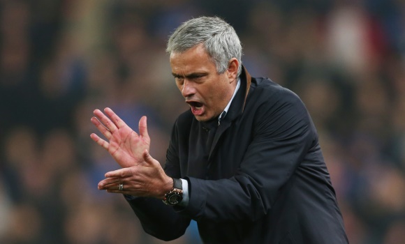 Mourinho-palmas-Stoke-Copa-Liga-2015-reuters.jpg
