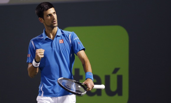 Djokovic-celebra-puno-miami-2016-Reuters.jpg