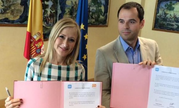 cifuentes-aguado-acuerdo-twitter.jpg