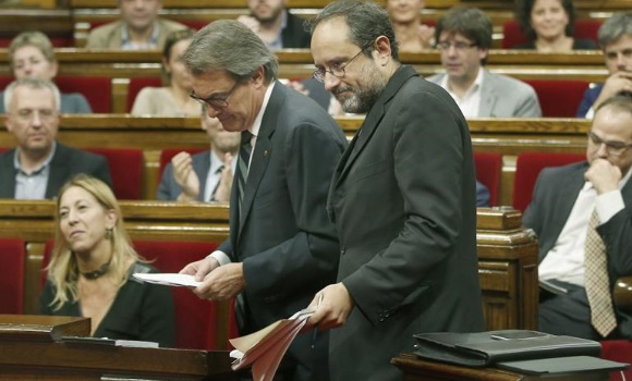 banos-mas-parlament-efe.jpg