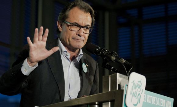 arturmas-junts-espera-efe.jpg