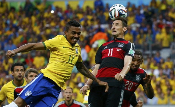 Luiz-Gustavo-Klose-2014-Reuters.jpg