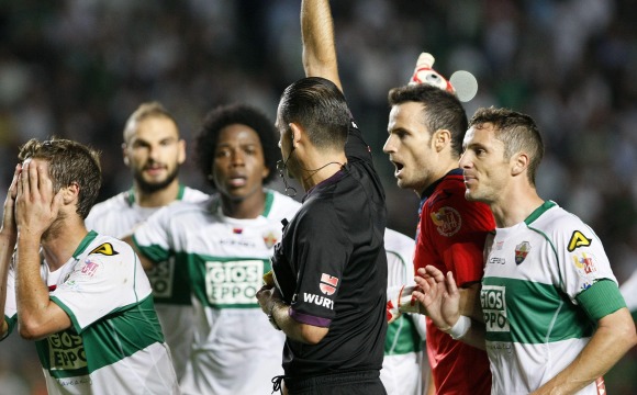 Muniz-penalti-elche-realmadrid-2013.jpg