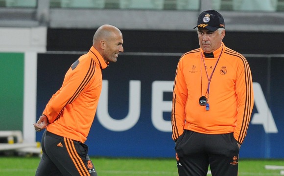 Zidane-ancelotti-entreno-champions-2013-efe.jpg