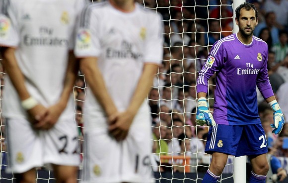 DiegoLopez-barrera-2013-EFE.jpg