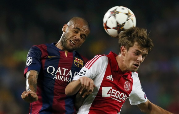 Alves-salto-ajax-2015-reuters.jpg