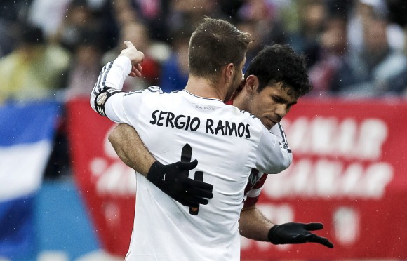 Ramos-costa-abrazo-2014-efe.jpg