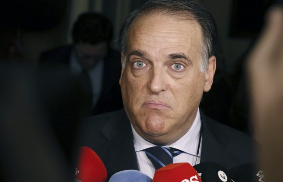 Tebas-micros-2015-efe.jpg