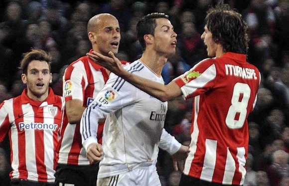 CR7-bronca-iturraspe-2014-efe.jpg