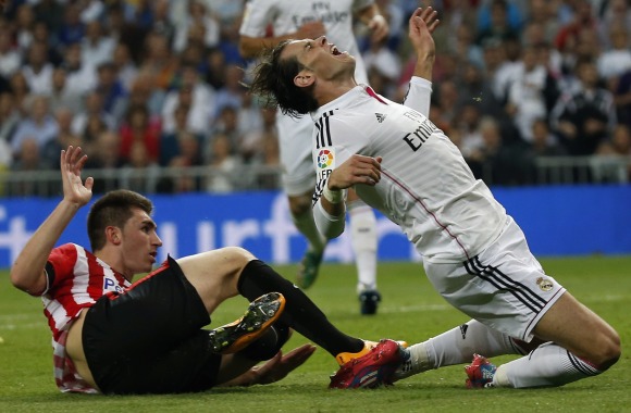 Bale-entrada-Athletic-Reuters-2014.jpg