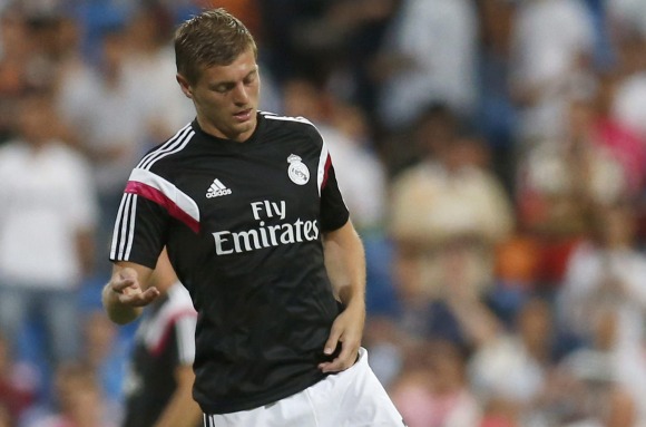 Kroos-calentamiento-2014-efe.jpg