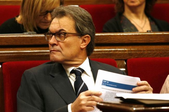 mas-parlament-luismoreno.jpg