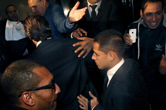 Chicharito-entrada-hotel-Marruecos-2014-efe.jpg